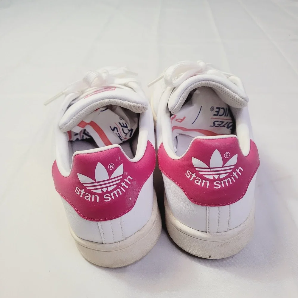 Adidas Womens Stan Smith Sneaker Size 7 White Pink Leather Low Top Classic G79